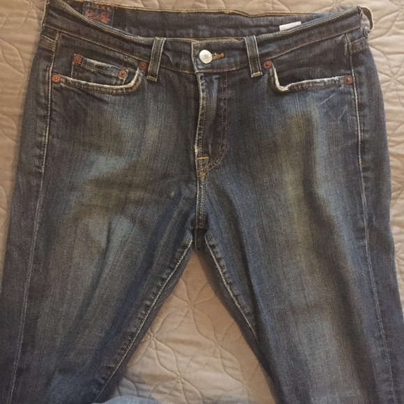 🌟👖 Step into style with these Classic Bootleg Lucky Jeans! Size 4👖🌟 - Picture 3 of 8
